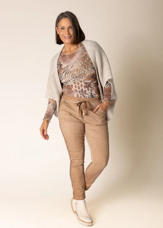 Lola Shrug - White Wood Boutique