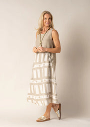 Liz linen dress latte