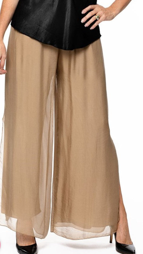 Gia Pant - White Wood Boutique