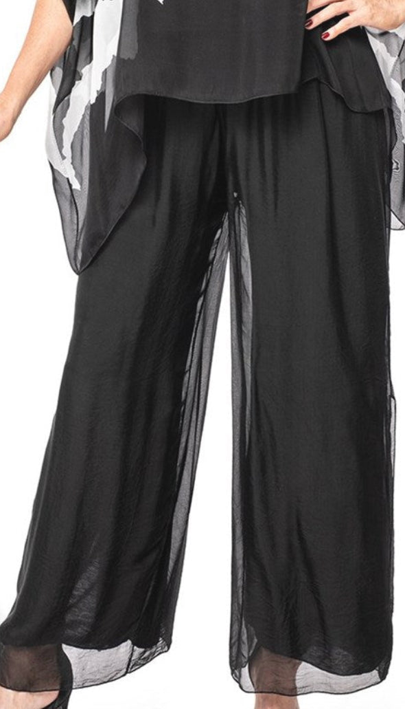 Gia Pant - White Wood Boutique