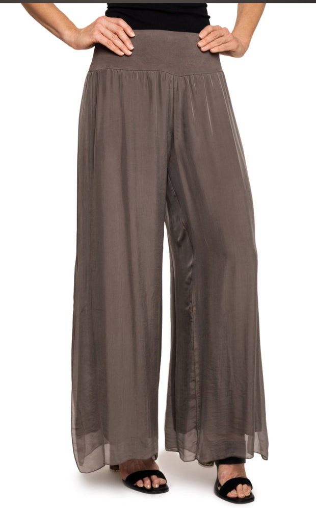 Gia Pant - White Wood Boutique